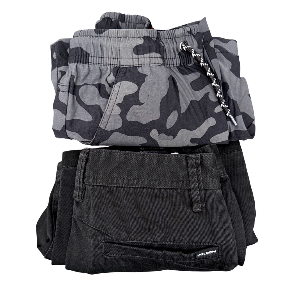 Volcom & Weatherproof Vintage Shorts Bundle Black Camo Boys Size 10 Medium 10/12